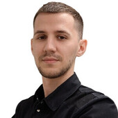 Яковлев Егор Даниилович — стоматолог-терапевт, стоматолог