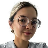 Гарипова Диана Вадимовна — стоматолог, стоматолог-терапевт