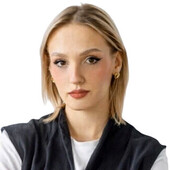 Шило Ульяна Геннадьевна — стоматолог