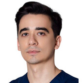 Хусаинов Анвар Рустамович — пластический хирург