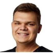 Николаев Дмитрий Александрович — стоматолог-хирург