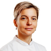 Медведева Яна Викторовна — стоматолог, стоматолог-хирург