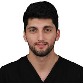 Гдлян Тигран Самвелович — стоматолог-имплантолог, челюстно-лицевой хирург