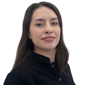 Перехватова Анастасия Сергеевна — гигиенист стоматологический, стоматолог-пародонтолог