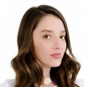 Манкеева Алина Рамилевна — стоматолог