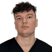 Есютин Егор Игоревич — челюстно-лицевой хирург