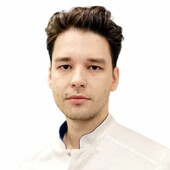 Камбаров Денис Дмитриевич — реаниматолог, анестезиолог