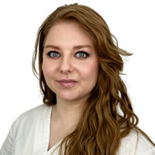 Голыжбина Яна Владиславовна — стоматолог, стоматолог-хирург