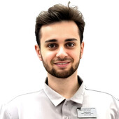 Усубалиев Араз Гафгаз оглы — стоматолог-хирург, стоматолог