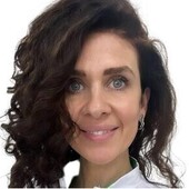 Андриенко (Худякова) Елена Викторовна — стоматолог, стоматолог-терапевт