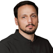 Мхитарян Карен Артоваздович — стоматолог, стоматолог-хирург