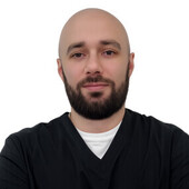 Амбалов Казбек Заурбекович — стоматолог-ортопед, стоматолог