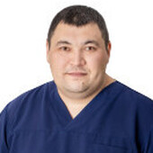 Жусунбеков Темур Маулетович — стоматолог