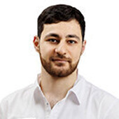 Казарян Арсен Варданович — стоматолог, стоматолог-хирург