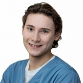 Габбасов Амир Рамилевич — стоматолог, стоматолог-пародонтолог