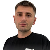 Навражных Владимир Сергеевич — стоматолог, стоматолог-хирург