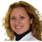 Гасратян Марта Арсеновна — стоматолог, стоматолог-ортодонт