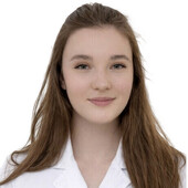 Рудакова Елизавета Витальевна — гигиенист стоматологический