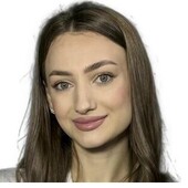 Садардинова (Коробова) Ангелина Ивановна — гигиенист стоматологический, стоматолог