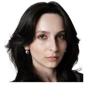 Акопян Злата Артуровна — стоматолог-хирург, гигиенист стоматологический