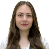 Головань Кристина Романовна — стоматолог-терапевт