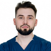Овчинников Никита Олегович — вертебролог, хирург