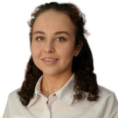 Минакова Алина Олеговна — косметолог