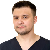 Тумаков Лев Романович — травматолог