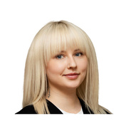 Полуляхова Екатерина Алексеевна — гигиенист стоматологический
