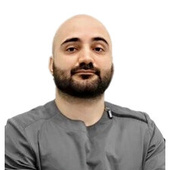 Насруллаев Дадаш Расимович — стоматолог, стоматолог-хирург