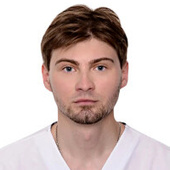 Иванюк Михаил Юрьевич — стоматолог-терапевт