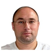 Крюков Владимир Анатольевич — стоматолог, стоматолог-ортопед