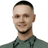 Галиакбаров Альбер Аликович — стоматолог, стоматолог-хирург