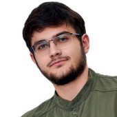 Акопян-Верлов Баграт Тигранович — стоматолог