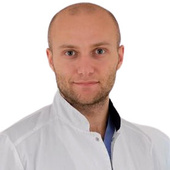 Сафарян Давид Левонович — пластический хирург