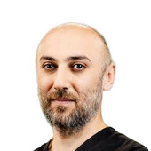 Балаян Артак Ваагнович — стоматолог-имплантолог, стоматолог-хирург