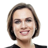 Ушакова Елена Александровна — стоматолог