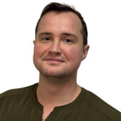 Тыщенко Алексей Олегович — травматолог, ортопед