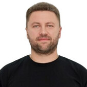 Киселёв Дмитрий Владимирович — стоматолог, стоматолог-имплантолог