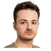 Хацуков Артур Олегович — стоматолог, стоматолог-хирург