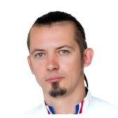 Русских Сергей Александрович — стоматолог, стоматолог-хирург