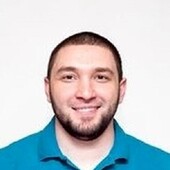 Георгиев Азамат Муаедович — стоматолог-хирург, стоматолог-имплантолог