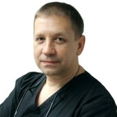 Ванюков Вадим Владимирович — стоматолог-имплантолог, стоматолог-хирург