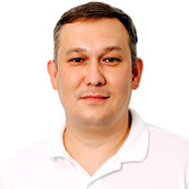 Валеулин Руслан Анварович — стоматолог-ортодонт, стоматолог