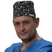 Ахтямов Ришат Фаридович — пластический хирург, хирург