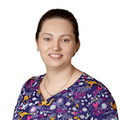 Глазырина Юлия Леонидовна — стоматолог-хирург, стоматолог