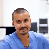 Шаимов Руслан Булатович — окулист (офтальмолог)