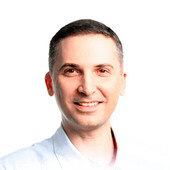 Рожнов Юрий Александрович — стоматолог, стоматолог-ортопед