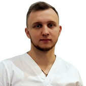 Клоков Артем Александрович — стоматолог-хирург