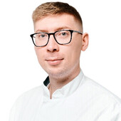 Мазуровский Артём Алексеевич — стоматолог, стоматолог-хирург